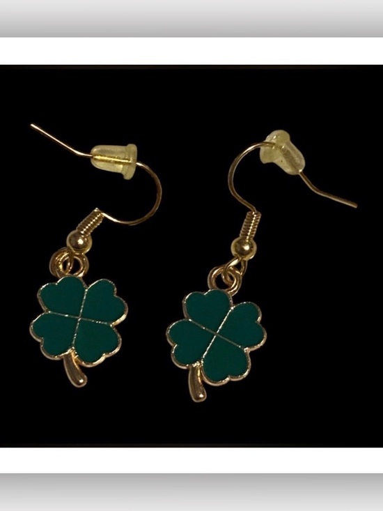 Jewelry - Gold Tone Green Enamel St Pattys Day Clover Pierced Earrings #6475